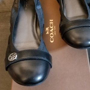 Women coach slip ons